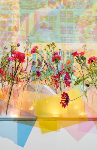 Florale Interpretation von Ondrej Vystrcil, Bremgarten zum Werk von Rolf Winnewisser, Porträt des Malers als Roulette spielender Lazarus, als Brücke über dem Abgrund, als […], 2020 Foto: David Aebi