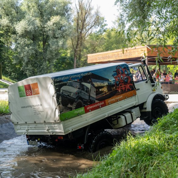 Unimog "Schwere Baureihe"