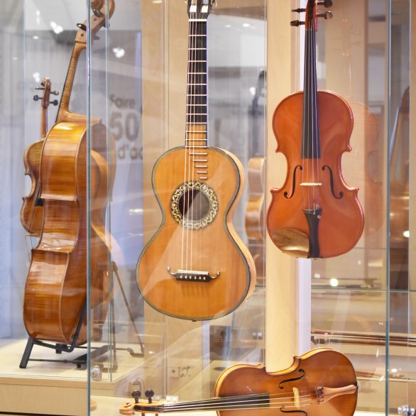 Musée de Mirecourt. La fabrication de la musique