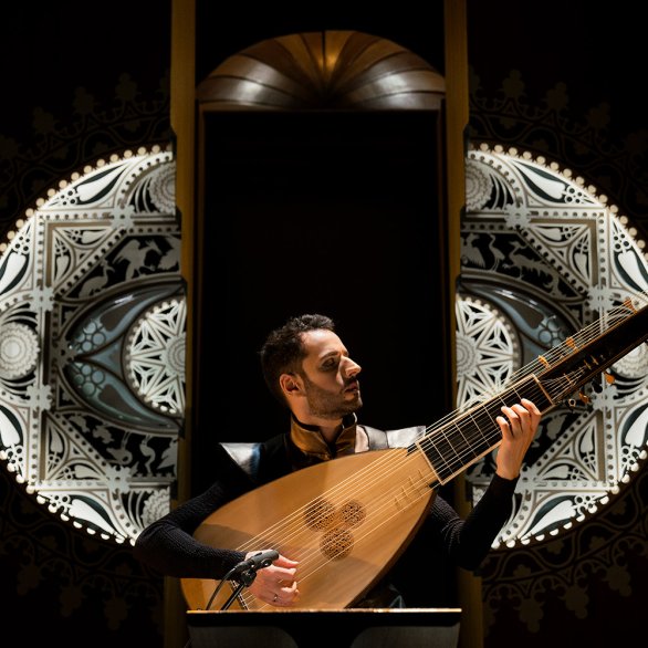 Nina Laisné et Daniel Zapico, Arca ostinata, 2021. installation musicale et visuelle, vue de la version spectacle © Nina Laisné. Photo : BSN Gwladys Gurtler