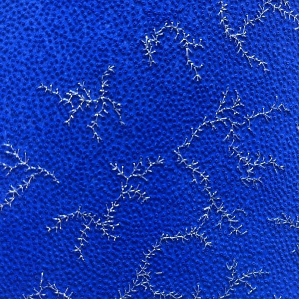 Oeuvre lauréate du concours Talents Contemporains 13e édition intitulée "Sève" de l'artiste Maryam Khosrovani.