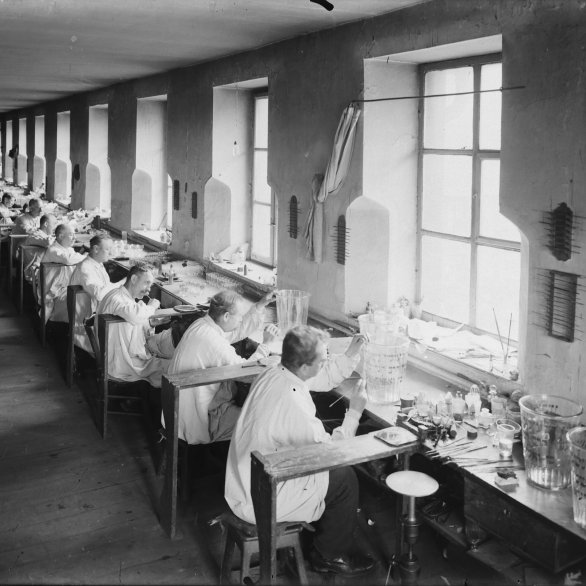 photographie Cristallerie Saint-Louis, début 20ème siècle