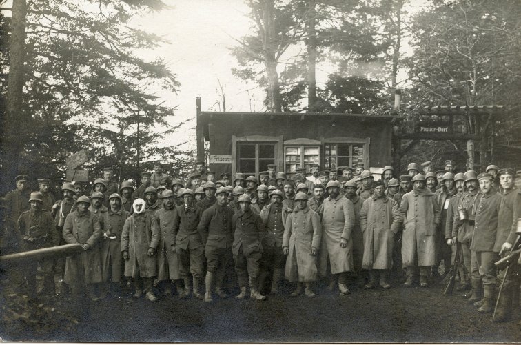 Soldats français et allemands au Hartmannswillerkopf