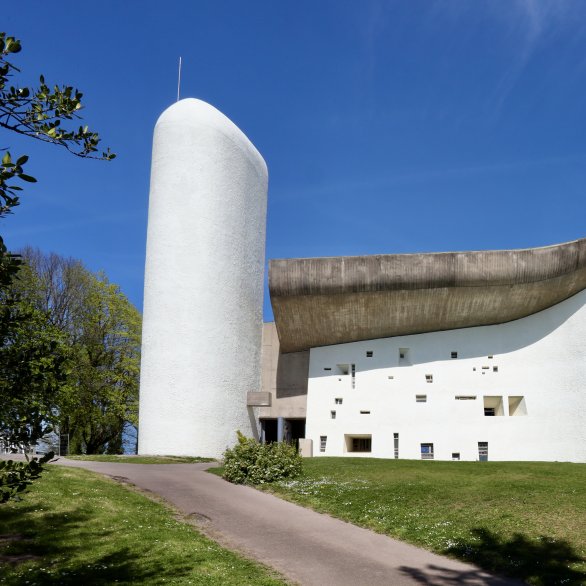 Façade sud de la chapelle