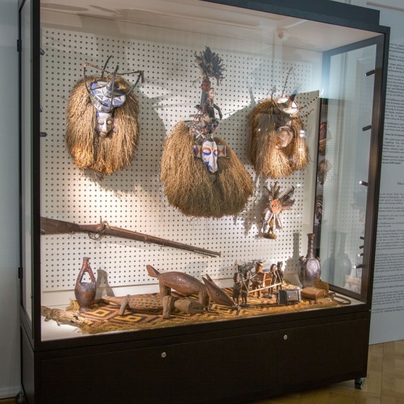 Vitrine 1 des Bayaka Vitrine 1 des Bayaka